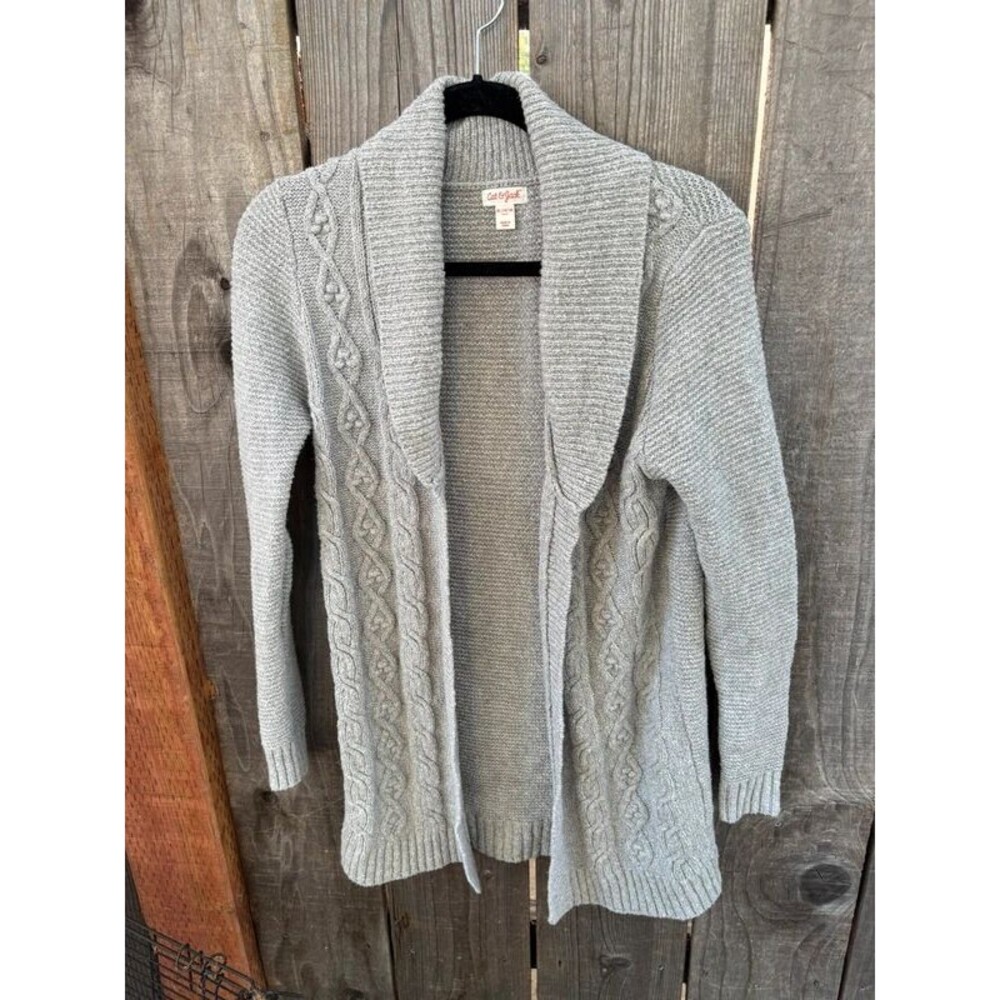 Cat & Jack Girls Gray cardigan with silver thread diamond-shaped knit pattern